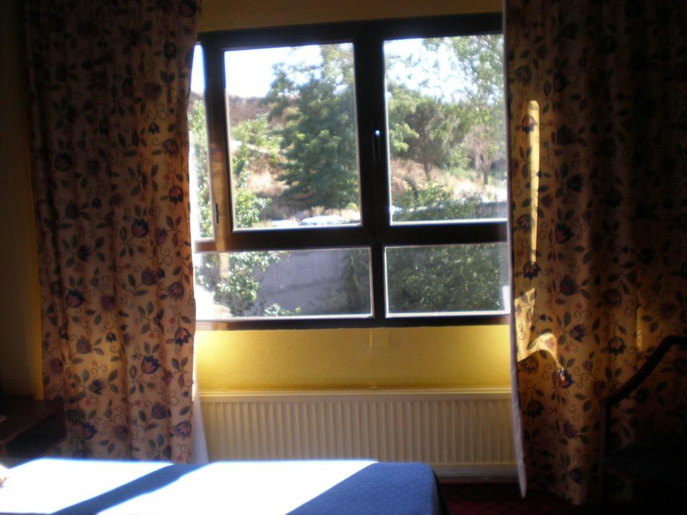 Hotel Corregidor 2*